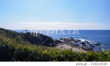 神奈川県の最南端の城ヶ島の秋 119218526