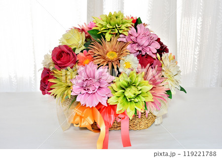 色鮮やかな花束 造花 色鮮やかな花束 造花 119221788