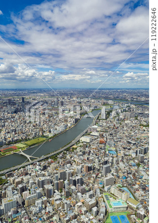 【都市景観】スカイツリーから見た隅田川と周辺地域 119222646