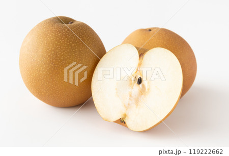 にっこり梨　フルーツ　秋の味覚　赤梨　果物 119222662