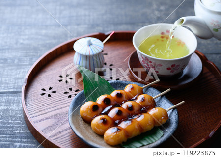 和菓子 みたらし団子 119223875