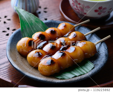 和菓子 みたらし団子 119223892