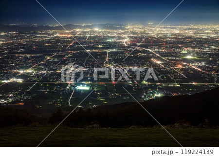 【夜景100選】揖斐郡池田町、池田山から眺める夜景 【夜景100選】揖斐郡池田町、池田山から眺める夜景 119224139
