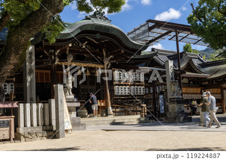 石切剣箭神社の本殿(2024年9月撮影) 石切剣箭神社の本殿(2024年9月撮影) 119224887