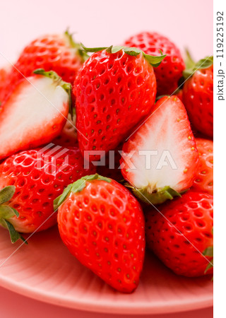 イチゴ　パーティー 119225192