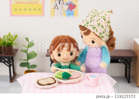 あみぐるみ人形　こども食堂イメージ 119225572