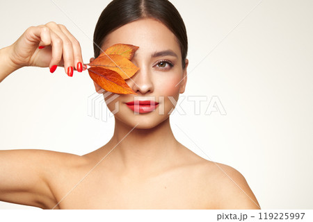 Autumn portrait of beautiful woman with clean fresh skin 119225997