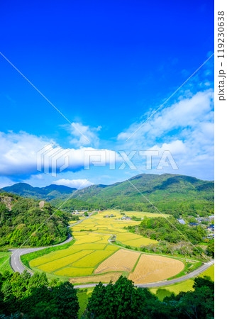 展望台から見た初秋の田染荘　大分県豊後高田市 119230638