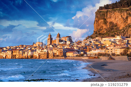 Sunset view of beautiful Cefalu, small resort town on Tyrrhenian coast of Sicily, Italy Sunset view of beautiful Cefalu, small resort town on Tyrrhenian coast of Sicily, Italy 119231279