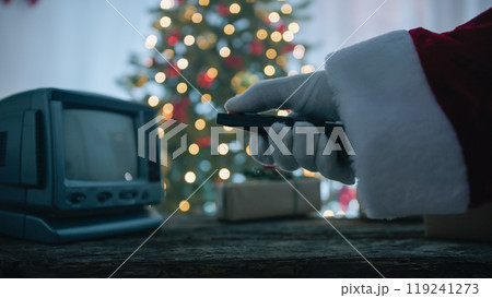 Santa Claus lights up the magic Santa Claus lights up the magic 119241273
