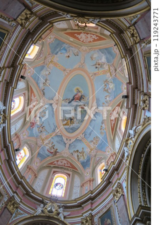 静寂の町・古都イムディーナのカーメライト・プライオリー 119243771