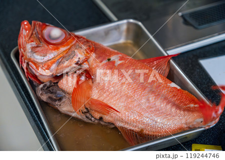 【#料理】調理中の鯛 【#料理】調理中の鯛 119244746