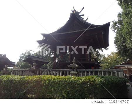 倉敷の総鎮守で、倉敷美観地区の北側にある鶴形山の山頂にあり、磐境、磐座と言う石組が多く残る阿智神社 119244797