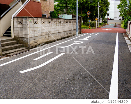 法定外の路面標示【凹凸アリ】 法定外の路面標示【凹凸アリ】 119244899
