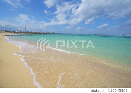 沖縄のトロピカルビーチ 119245361