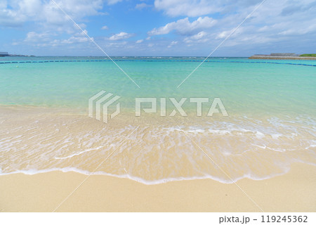 沖縄のトロピカルビーチ 119245362