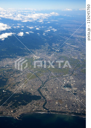 【空撮】神奈川県南部の花水川周辺　ワイド 119245760