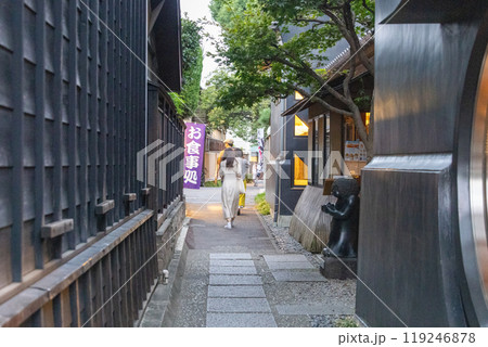 古い町並み 119246878