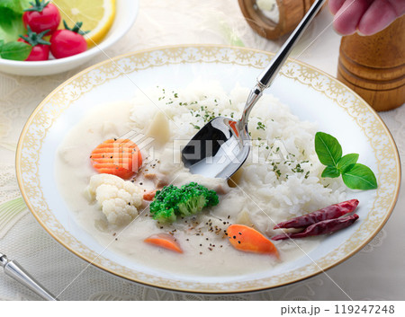 ホワイトカレー 119247248