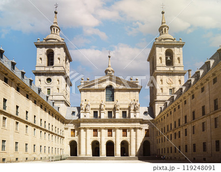 Facade of the Basilica of Monastery San Lorenzo del Escorial 119248091