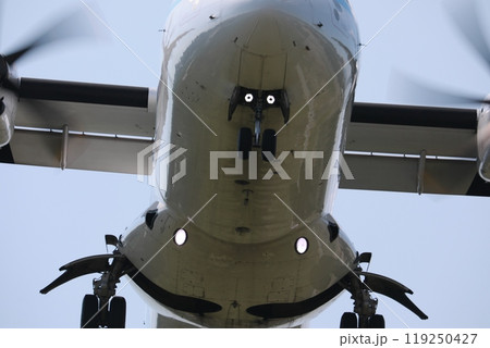 飛行機 航空機 ひこうき 119250427