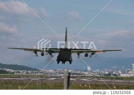 輸送機 プロペラ 推進器 119252508