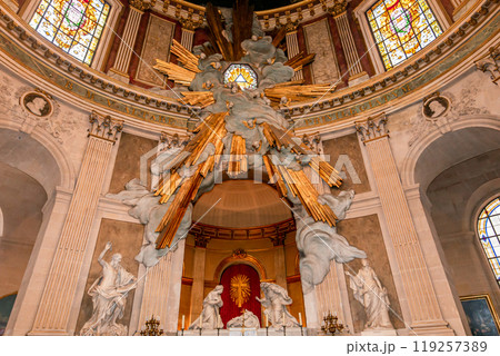 interiors of Saint Roch church, Paris, France 119257389