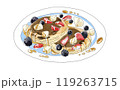 苺とブルーベリーをトッピングしたメープルシロップのパンケーキ 119263715