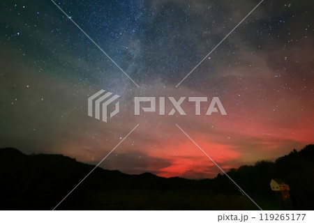 空を染める赤気 空を染める赤気 119265177