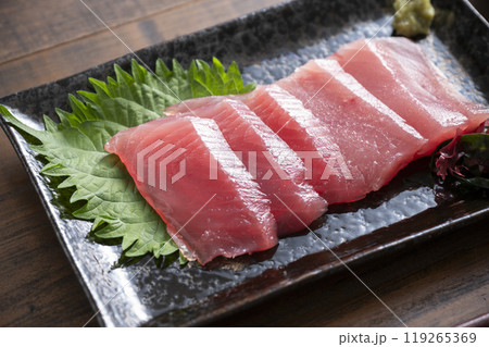 マグロの刺身 赤身 マグロの刺身 赤身 119265369