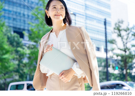 ビジネスウーマン 119266810