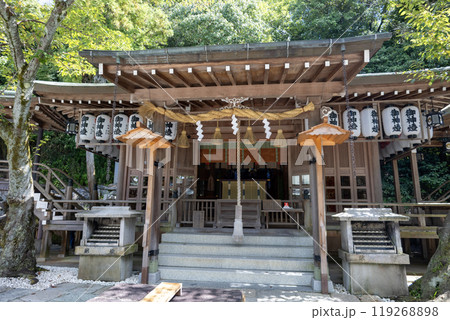 石切劔箭神社上之社の本殿(2024年9月撮影) 石切劔箭神社上之社の本殿(2024年9月撮影) 119268898
