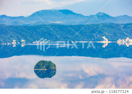 夏の北海道 摩周湖 夏の北海道 摩周湖 119277124