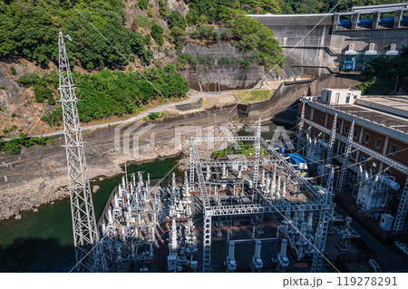 天ケ瀬ダムと関西電力天ケ瀬発電所 京都府宇治市 天ケ瀬ダムと関西電力天ケ瀬発電所 京都府宇治市 119278291