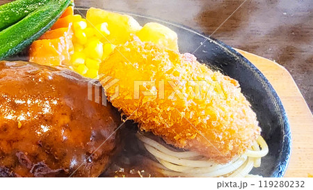 ハンバーグセット 119280232