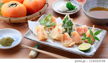 秋の味覚 柿の天婦羅 119283536