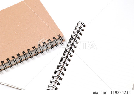 手帳、メモ、ノート、文具、メモ帳、書く、紙、ペーパー、文房具、学生、筆記用具、書類、雑貨、ペン、学校 手帳、メモ、ノート、文具、メモ帳、書く、紙、ペーパー、文房具、学生、筆記用具、書類、雑貨、ペン、学校 119284239