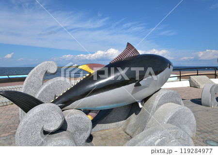 青森県　下北半島　大間崎　大きなマグロのモニュメント 119284977