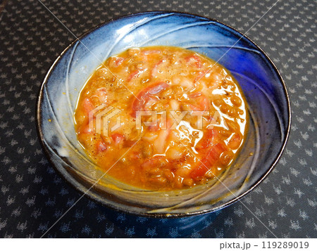 熊本の郷土料理の馬刺しの桜納豆 119289019
