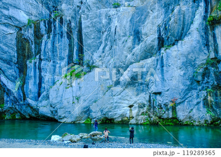 うん玉投げ 119289365