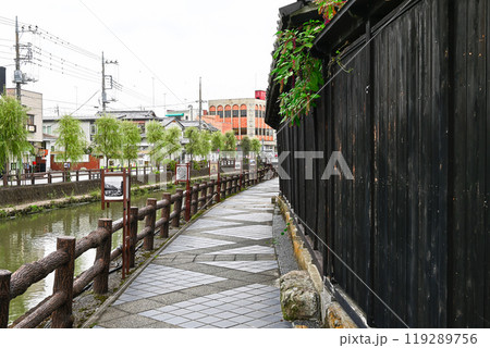 蔵の街とちぎ・巴波川沿いの風景【栃木県栃木市】 蔵の街とちぎ・巴波川沿いの風景【栃木県栃木市】 119289756