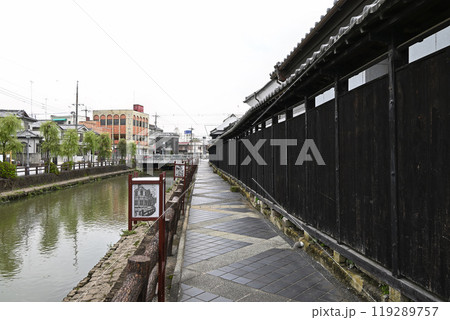 蔵の街とちぎ・巴波川沿いの風景【栃木県栃木市】 蔵の街とちぎ・巴波川沿いの風景【栃木県栃木市】 119289757