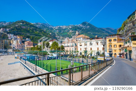 Attractive seaside town Minori at centre of Amalfi Coast, province of Salerno, in Campania region of south-western Italy. 119290166