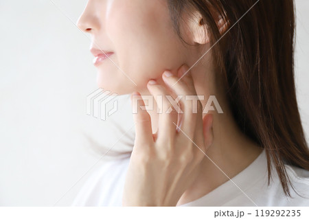 輪郭　骨格  119292235