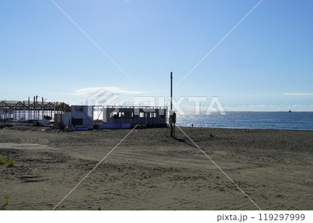 夏の終わりを告げる茅ヶ崎サザンビーチ 夏の終わりを告げる茅ヶ崎サザンビーチ 119297999