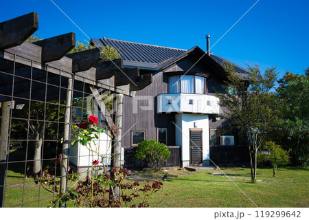 新潟　カーブドッチワイナリー 119299642