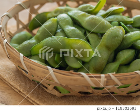 茹でた黒枝豆 119302693