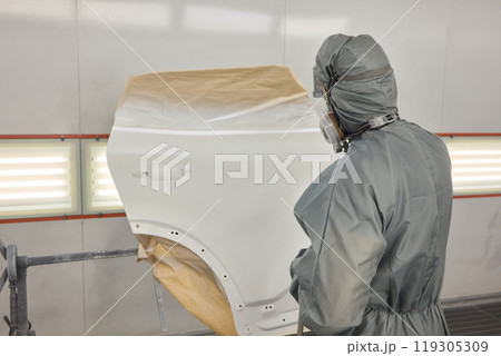 Get Professional Auto Body Painting Services in a Modern Workshop for High Quality Finishes Get Professional Auto Body Painting Services in a Modern Workshop for High Quality Finishes 119305309