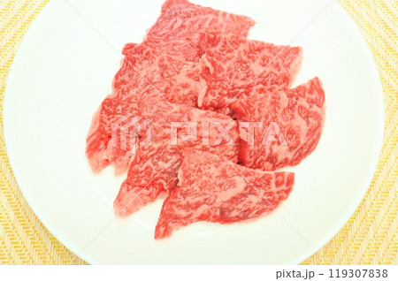 お皿にのせたカイノミ焼肉用 119307838