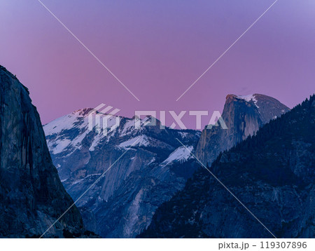Sunset view of the beautiful half dome at Yosemite National Park Sunset view of the beautiful half dome at Yosemite National Park 119307896